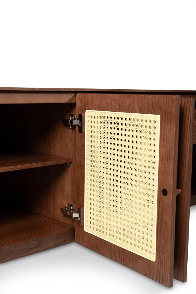 Modern Brazilian Missione Cane Buffet