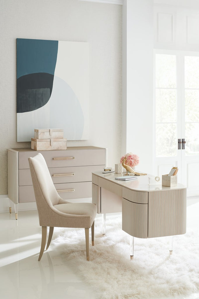 Lady Love Console Table