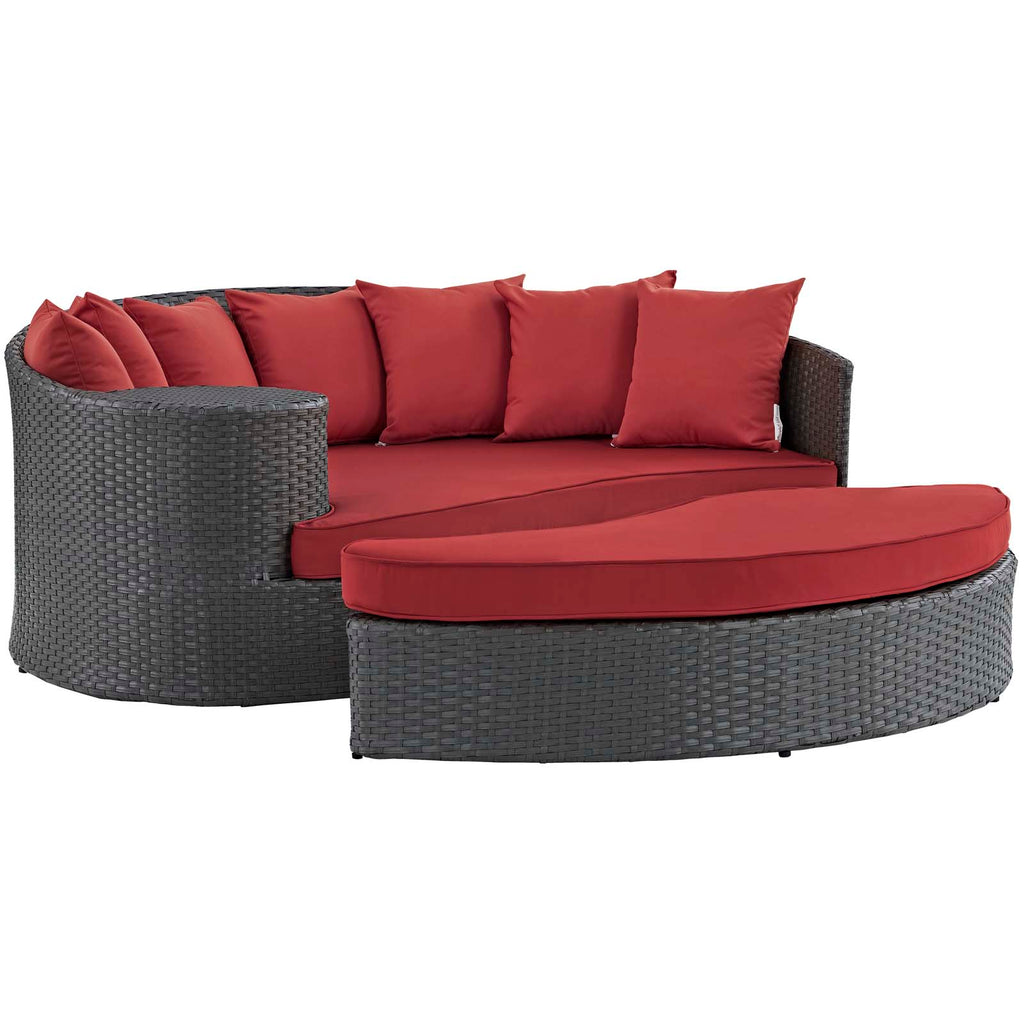 Sojourn Outdoor Patio Sunbrella Daybed in Canvas Red-2