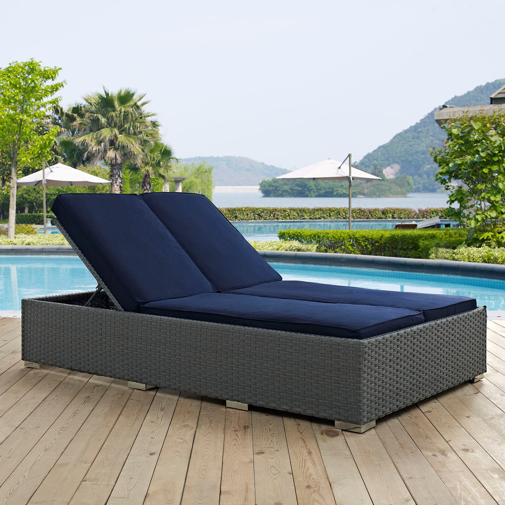 Sojourn Outdoor Patio Sunbrella Double Chaise in Chocolate Navy