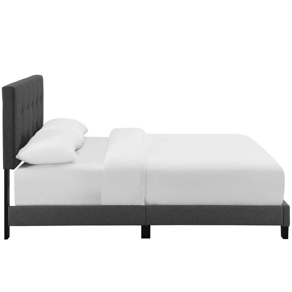 Amira Full Upholstered Fabric Bed in Gray