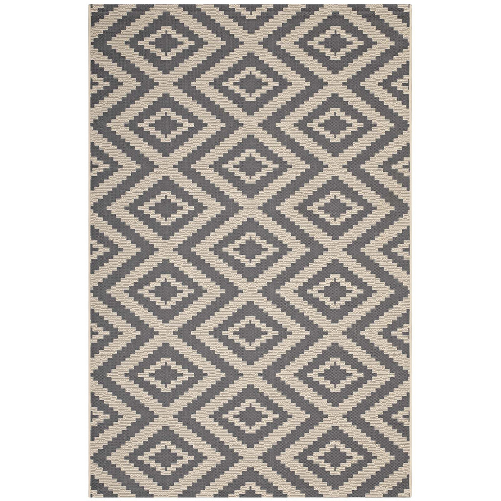 Jagged Geometric Diamond Trellis 8x10 Indoor and Outdoor Area Rug