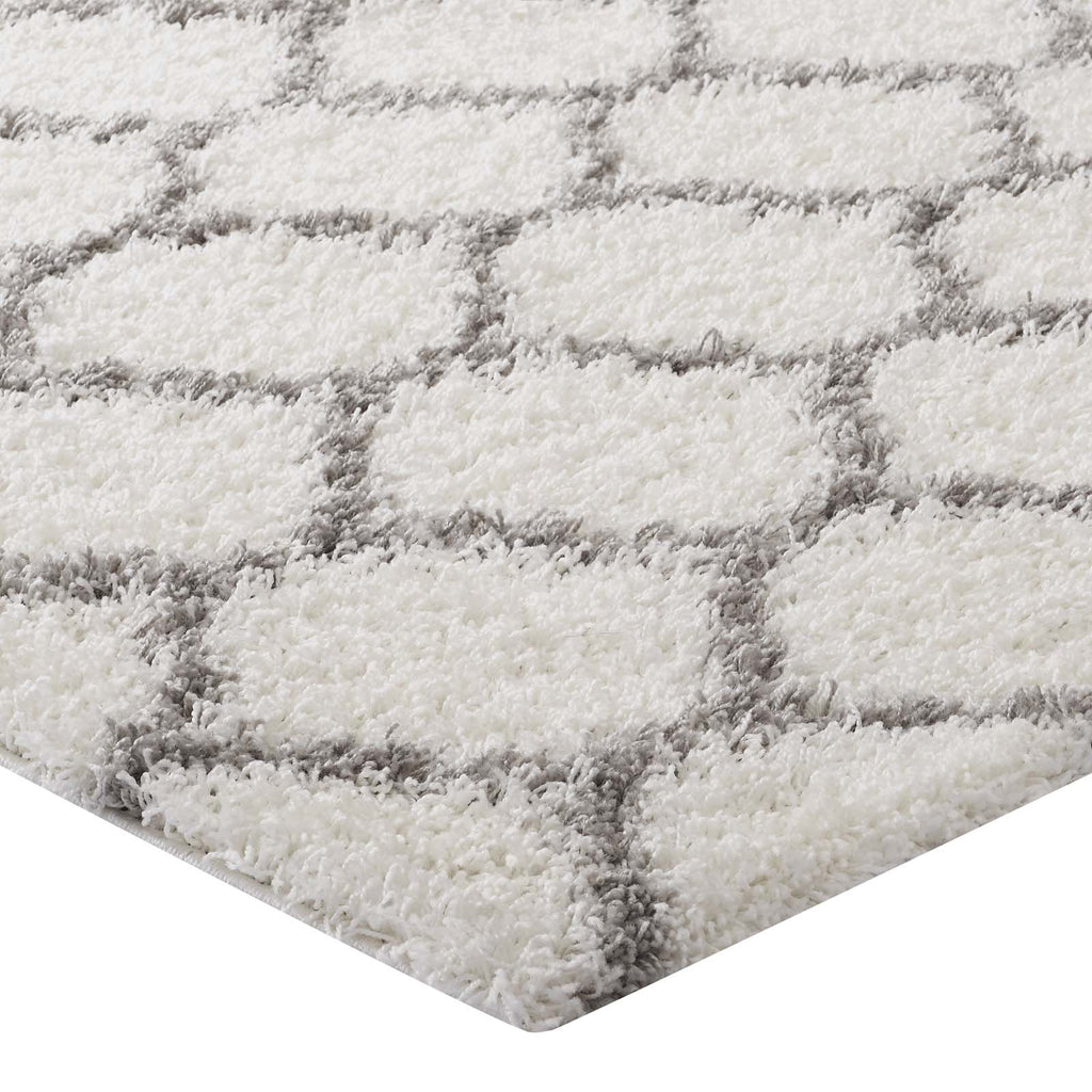 Solvea Moroccan Trellis 5x8 Shag Area Rug in Ivory and Gray