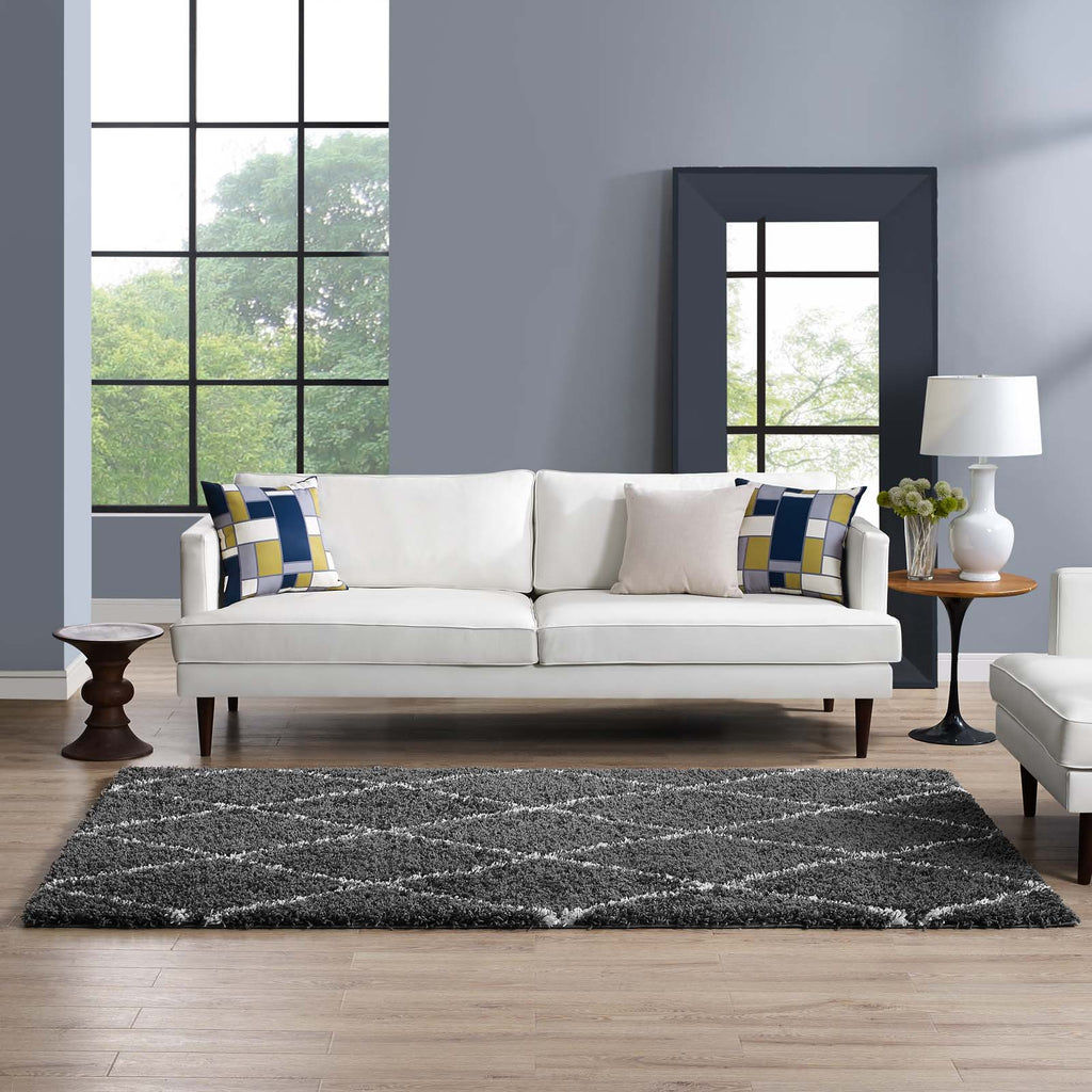 Toryn Diamond Lattice 5x8 Shag Area Rug in Dark Gray and Ivory