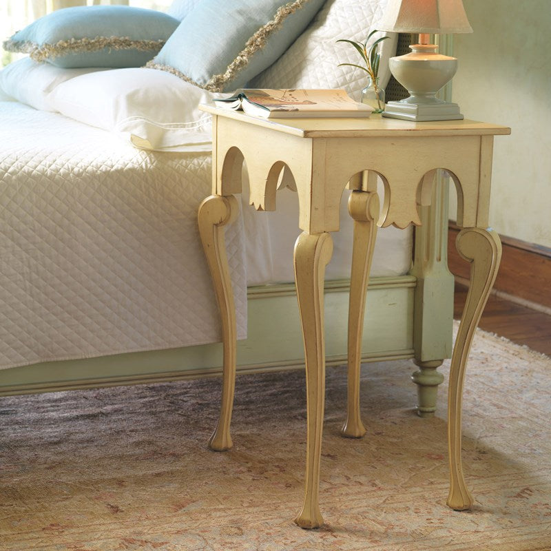 Mendicino Nightstand