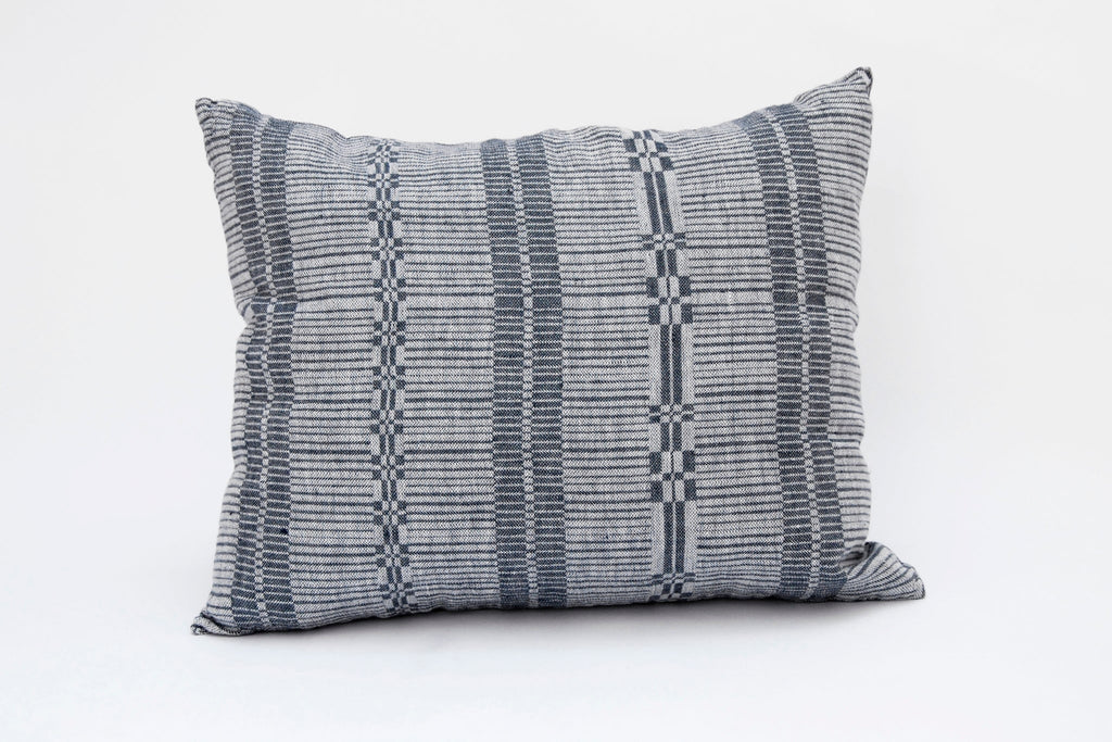 Swea Decorative Pillow