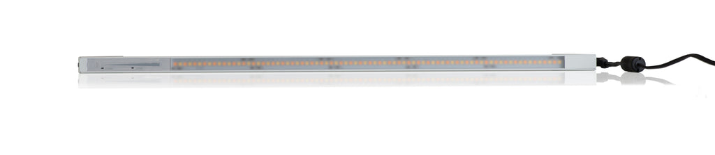 Ucx Pro Undercabinet Light For 19" Cabinet - Silver Single Pack