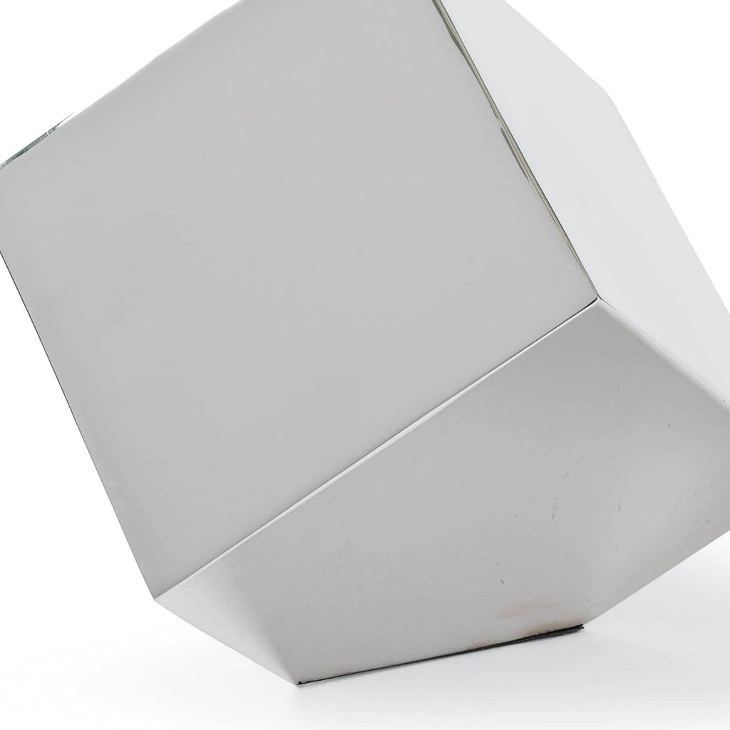 Closed Standing Cube - Nickel